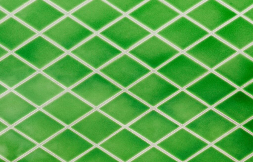 Tiles green